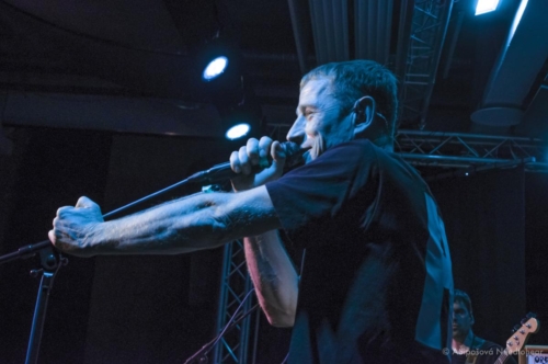 15 (1) (1) (1) (1) (1) (1)